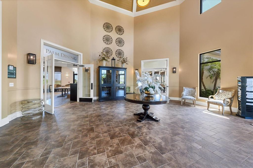 Image 44 of property listing at 23160 BANBURY WAY 102, Venice, FL 34293