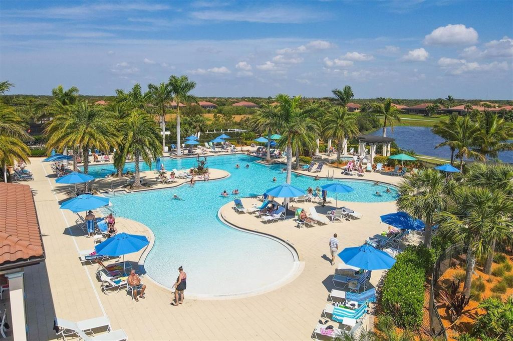 Image 54 of property listing at 23160 BANBURY WAY 102, Venice, FL 34293