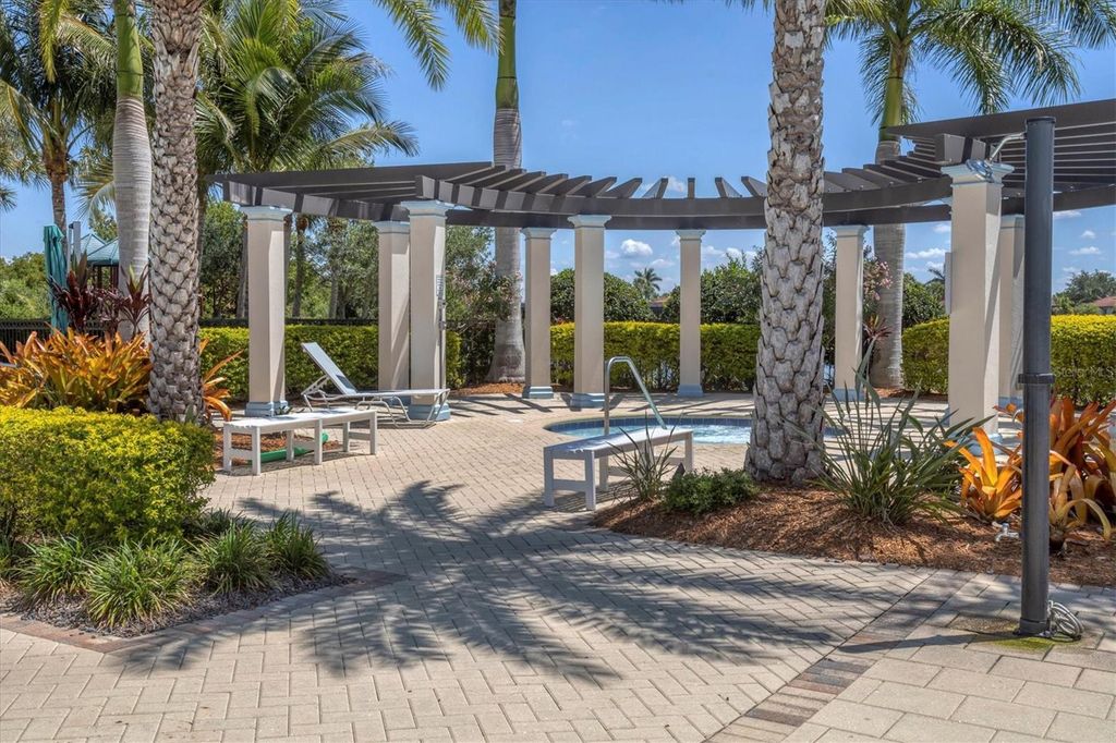 Image 62 of property listing at 23160 BANBURY WAY 102, Venice, FL 34293