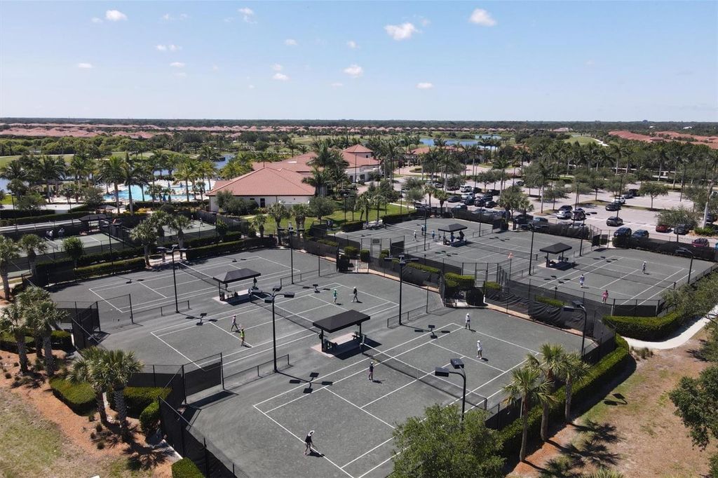 Image 68 of property listing at 23160 BANBURY WAY 102, Venice, FL 34293