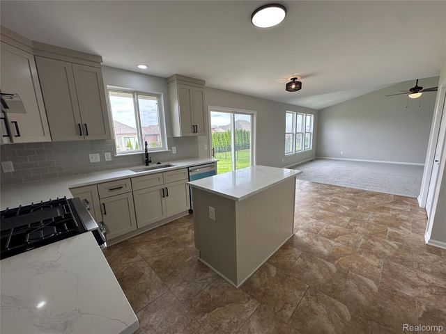 56602 Winding Creek Drive, Macomb Township, MI 48042
