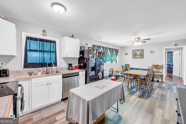 9 Poplar Street, Toccoa, GA 30577