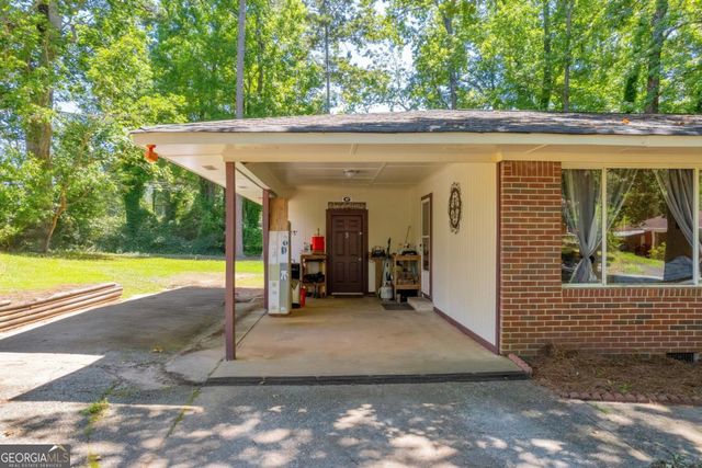 9 Poplar Street, Toccoa, GA 30577