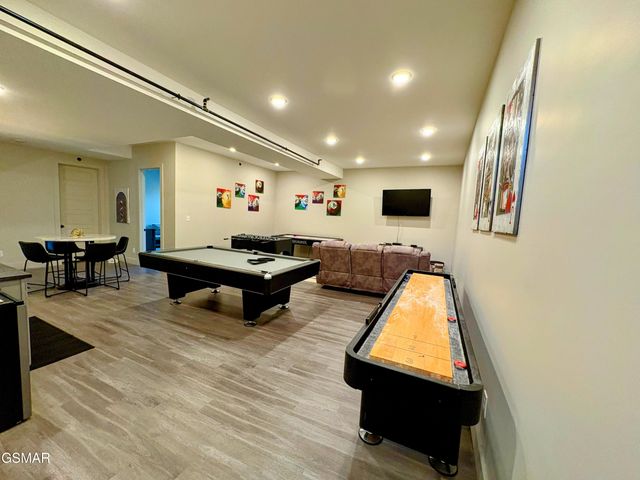 3343 Summit Trails Drive, Sevierville, TN 37862