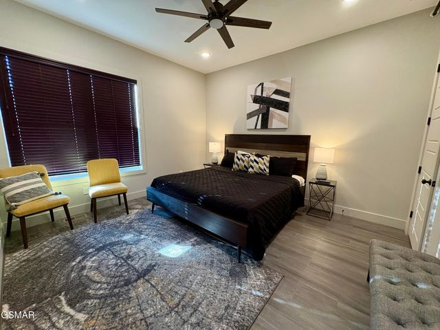 3343 Summit Trails Drive, Sevierville, TN 37862