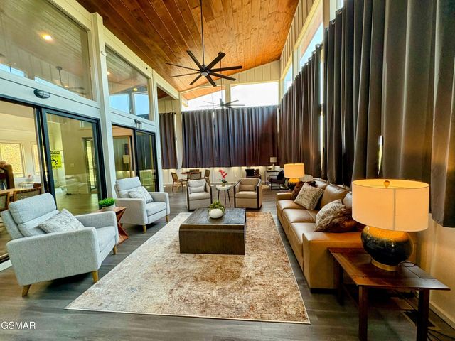 3343 Summit Trails Drive, Sevierville, TN 37862