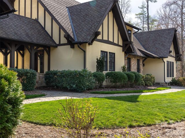 75 Chauncey Circle, Asheville, NC 28803