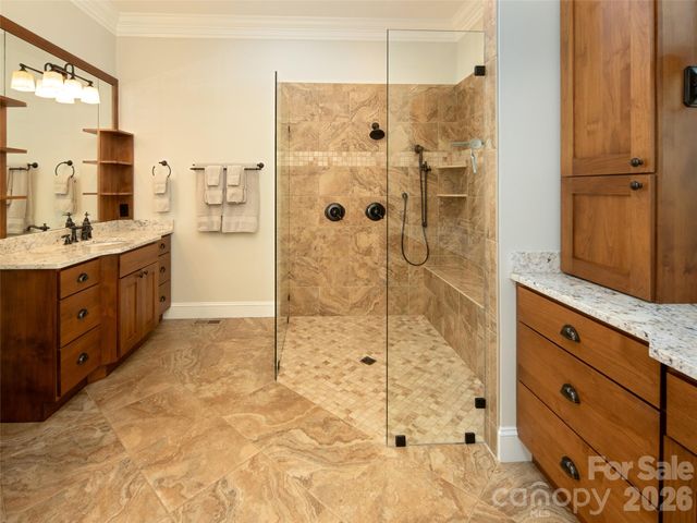 75 Chauncey Circle, Asheville, NC 28803