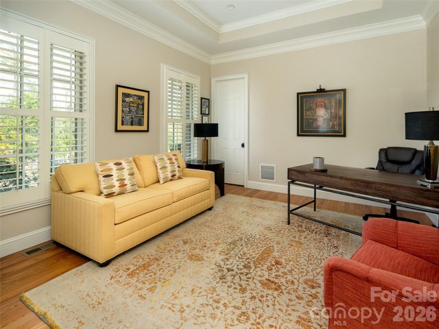 75 Chauncey Circle, Asheville, NC 28803