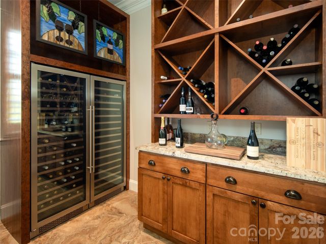 75 Chauncey Circle, Asheville, NC 28803