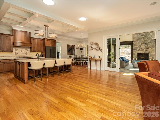 75 Chauncey Circle, Asheville, NC 28803