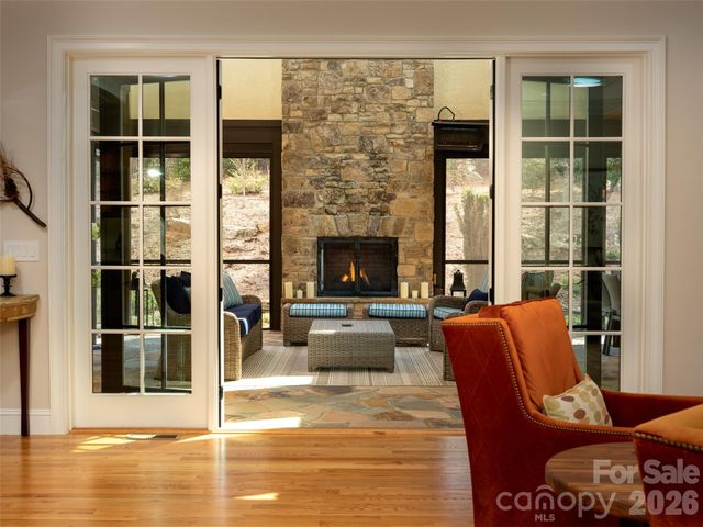 75 Chauncey Circle, Asheville, NC 28803