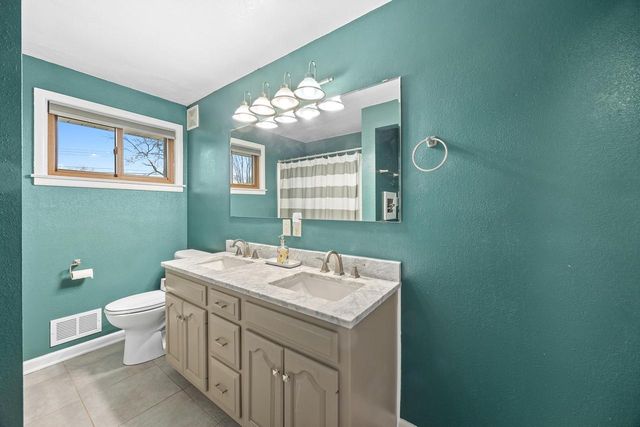 720 POLK STREET, Stevens Point, WI 54481