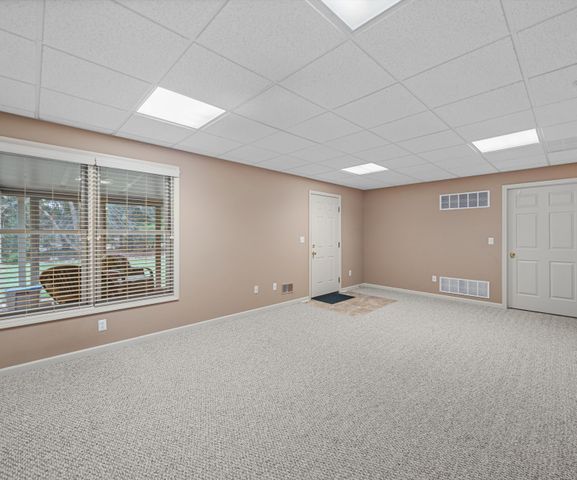 350 Huntington Drive, Saline, MI 48176