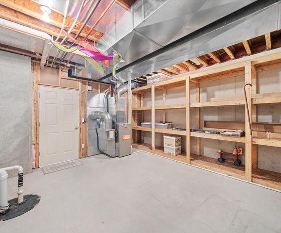 350 Huntington Drive, Saline, MI 48176