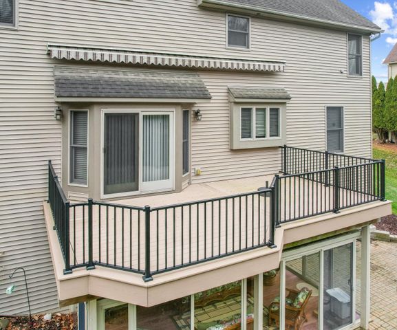 350 Huntington Drive, Saline, MI 48176