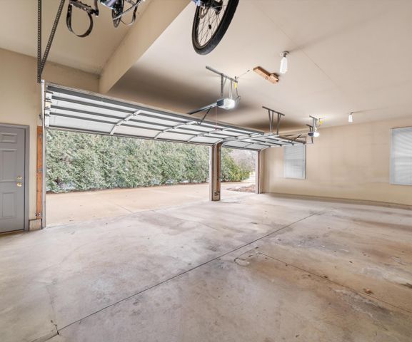 350 Huntington Drive, Saline, MI 48176