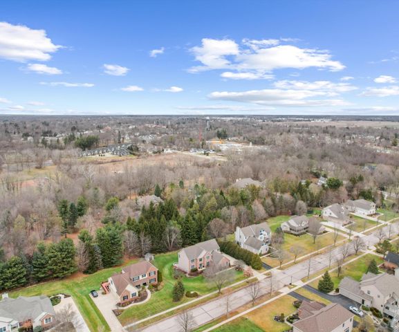350 Huntington Drive, Saline, MI 48176
