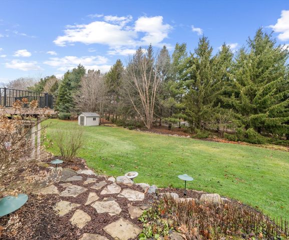 350 Huntington Drive, Saline, MI 48176