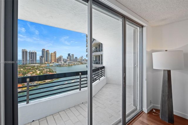 19101 NE 36th Court 2509, Aventura, FL 33180
