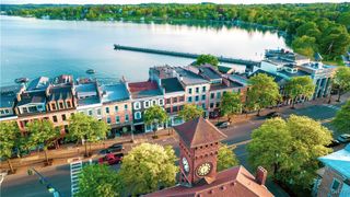 18 East Genesee Street 1, Skaneateles, NY 13152