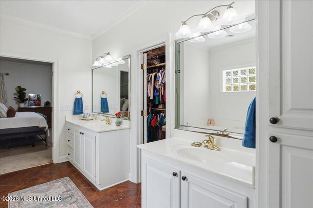 305 Remington Drive, Brandon, MS 39042