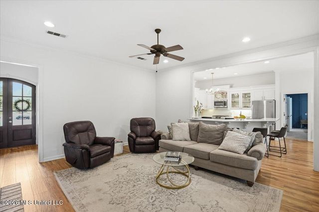 305 Remington Drive, Brandon, MS 39042