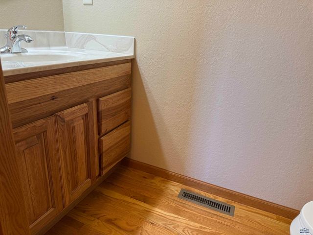 436 MIDDLE VALLEY DR, Rapid City, SD 57701