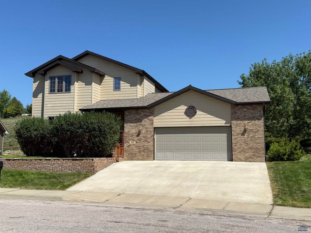 436 MIDDLE VALLEY DR, Rapid City, SD 57701