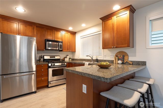 1820 Franklin Avenue E, Seattle, WA 98102