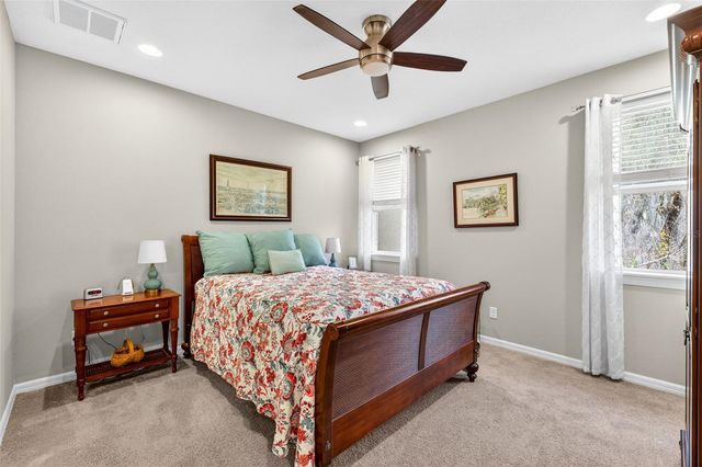 904 VINEYARD LANE, Oldsmar, FL 34677