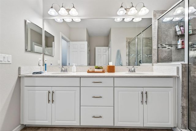 904 VINEYARD LANE, Oldsmar, FL 34677