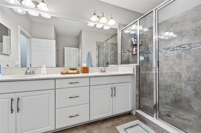 904 VINEYARD LANE, Oldsmar, FL 34677