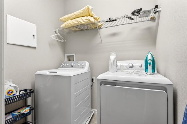 904 VINEYARD LANE, Oldsmar, FL 34677