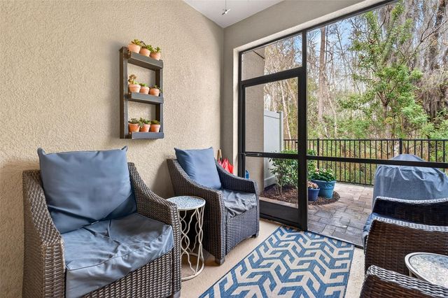 904 VINEYARD LANE, Oldsmar, FL 34677