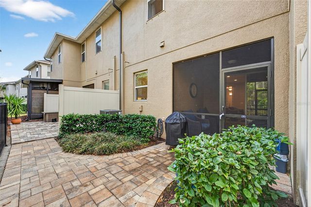 904 VINEYARD LANE, Oldsmar, FL 34677