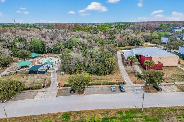 904 VINEYARD LANE, Oldsmar, FL 34677