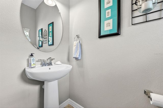 904 VINEYARD LANE, Oldsmar, FL 34677