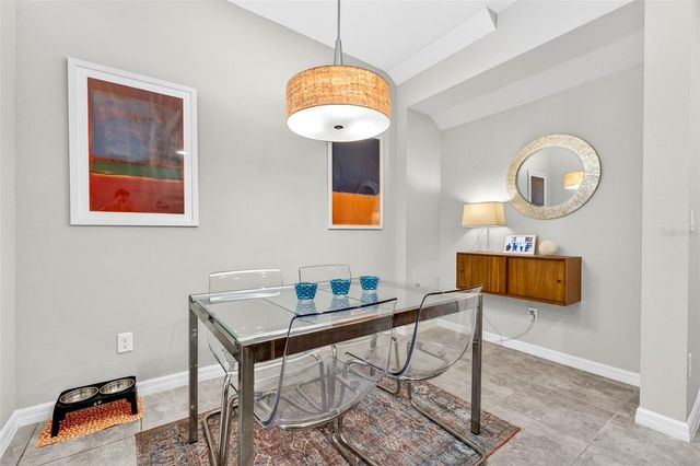 904 VINEYARD LANE, Oldsmar, FL 34677