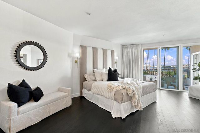 1101 1st St 110, Coronado, CA 92118