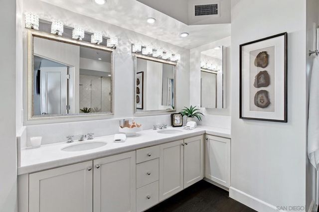1101 1st St 110, Coronado, CA 92118