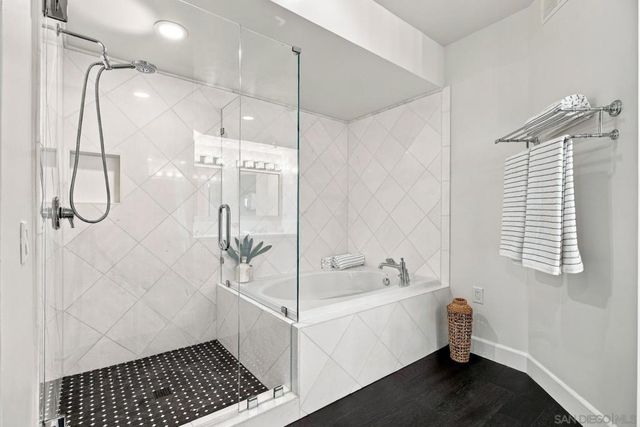 1101 1st St 110, Coronado, CA 92118