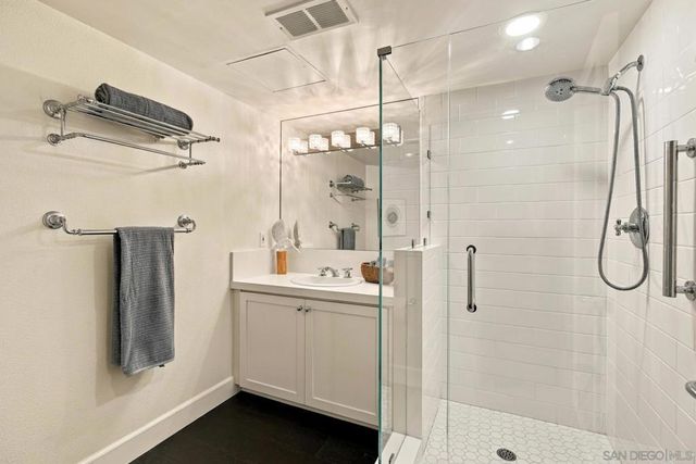 1101 1st St 110, Coronado, CA 92118