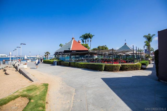 1101 1st St 110, Coronado, CA 92118