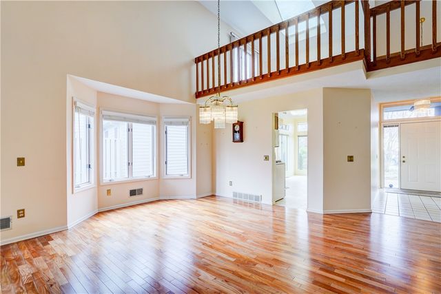 6 Wood Cutters Circle, Greece, NY 14612