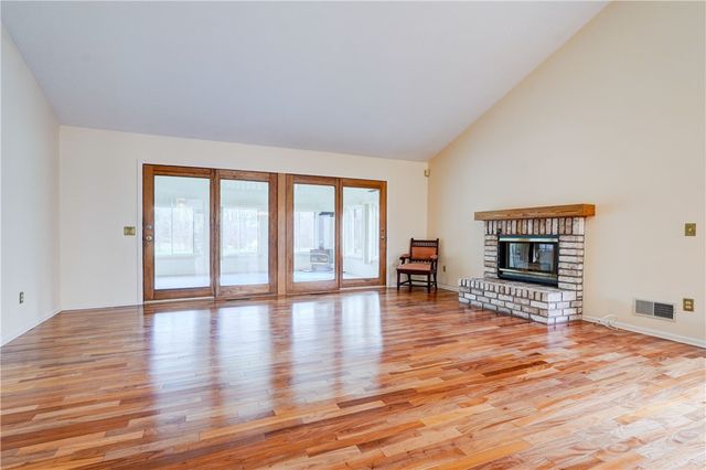 6 Wood Cutters Circle, Greece, NY 14612