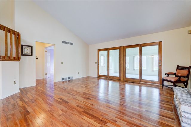 6 Wood Cutters Circle, Greece, NY 14612