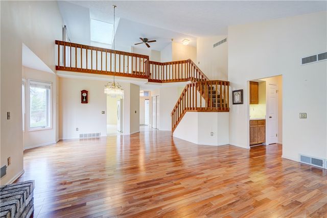 6 Wood Cutters Circle, Greece, NY 14612