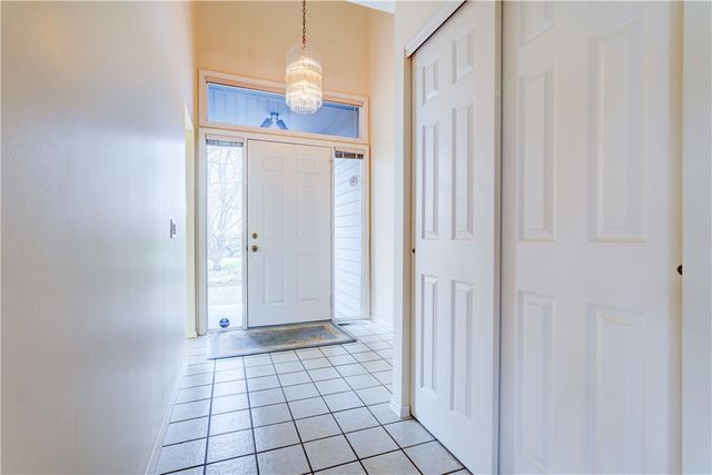 6 Wood Cutters Circle, Greece, NY 14612