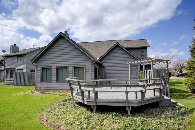 6 Wood Cutters Circle, Greece, NY 14612